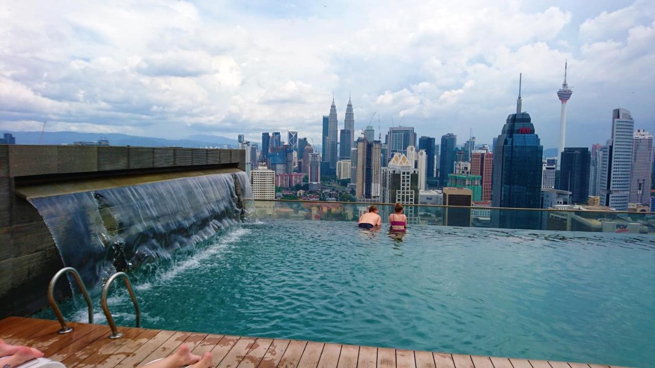 Regalia Suites Infinity Pool Kuala Lumpur Exterior foto