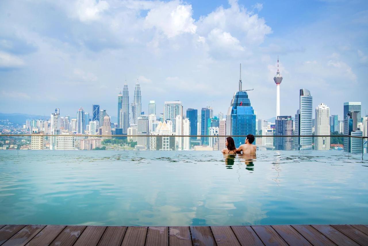 Regalia Suites Infinity Pool Kuala Lumpur Exterior foto